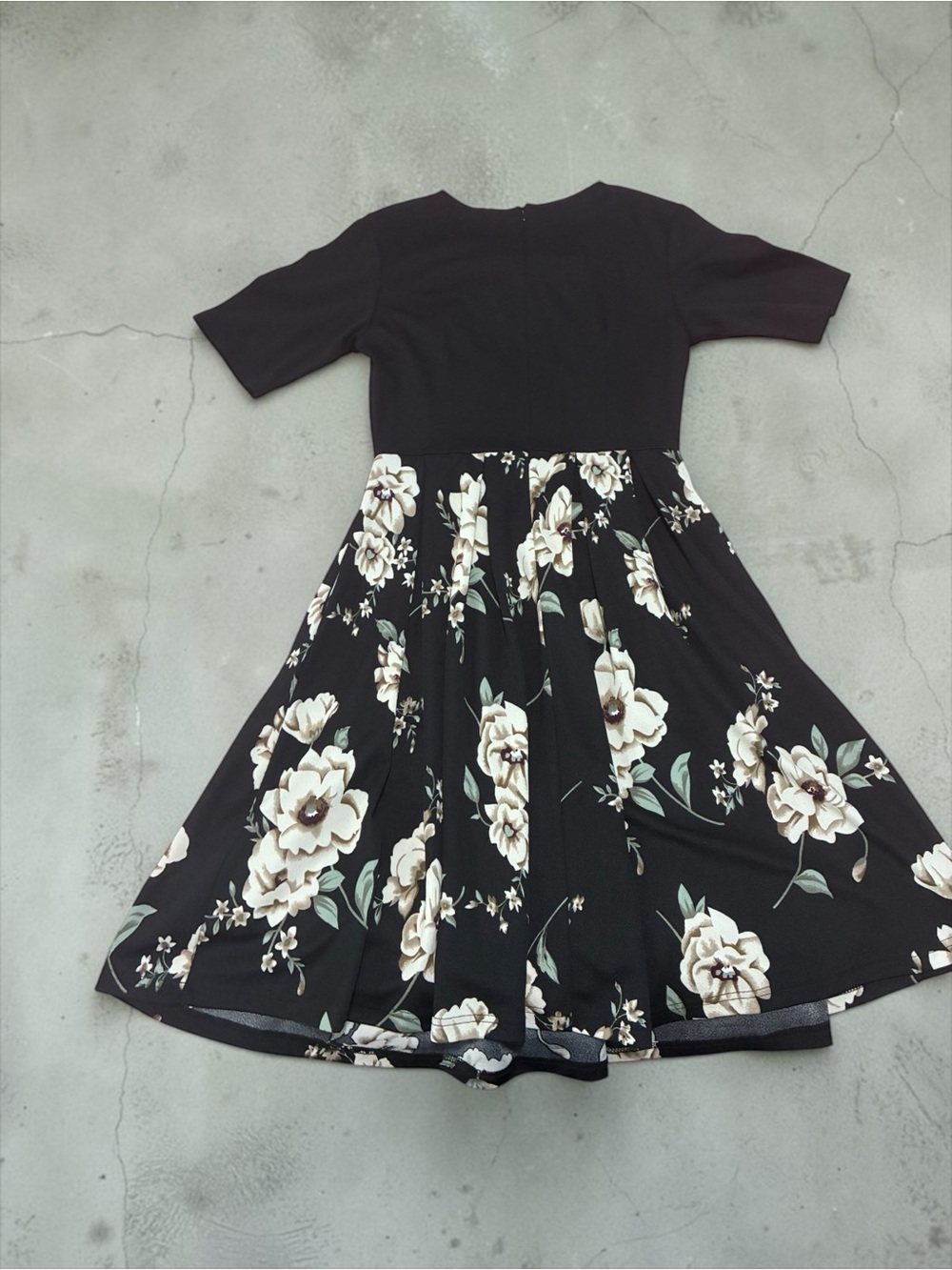 Women’s Black Floral Midi Dress with Cream Blooms - Picture 2 of 4